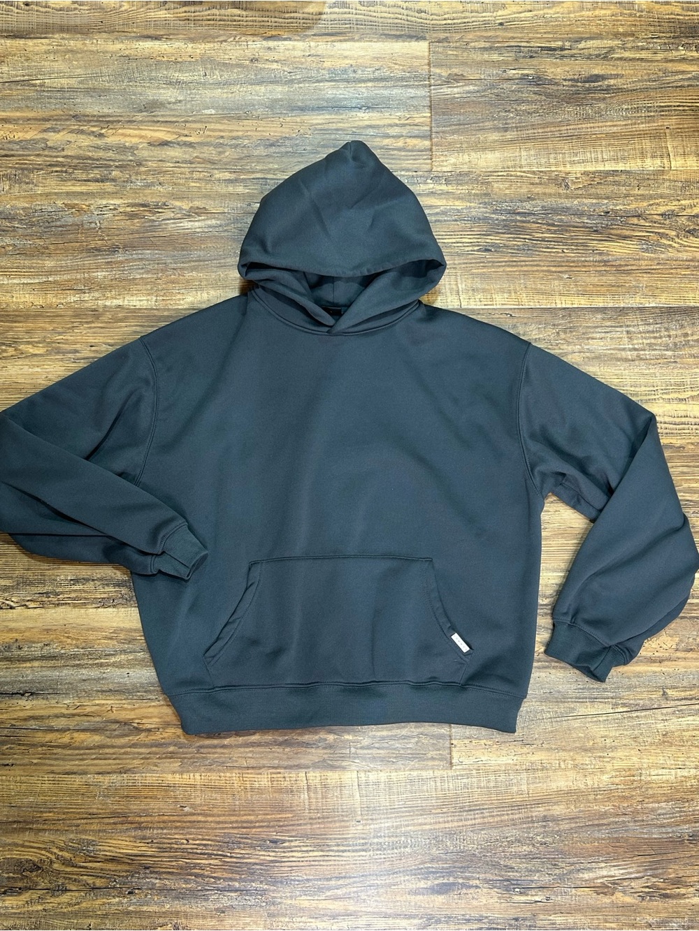 SUMWON Men's Essential Performance Hooded Pullover Jacket in Black